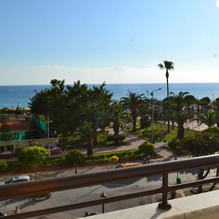 Destino Hotell 2*