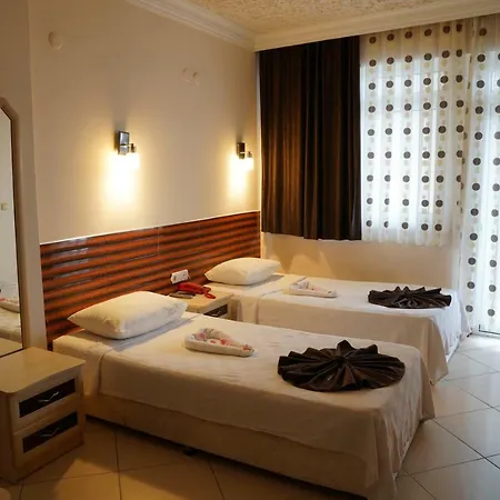 Destino Hotell 2*